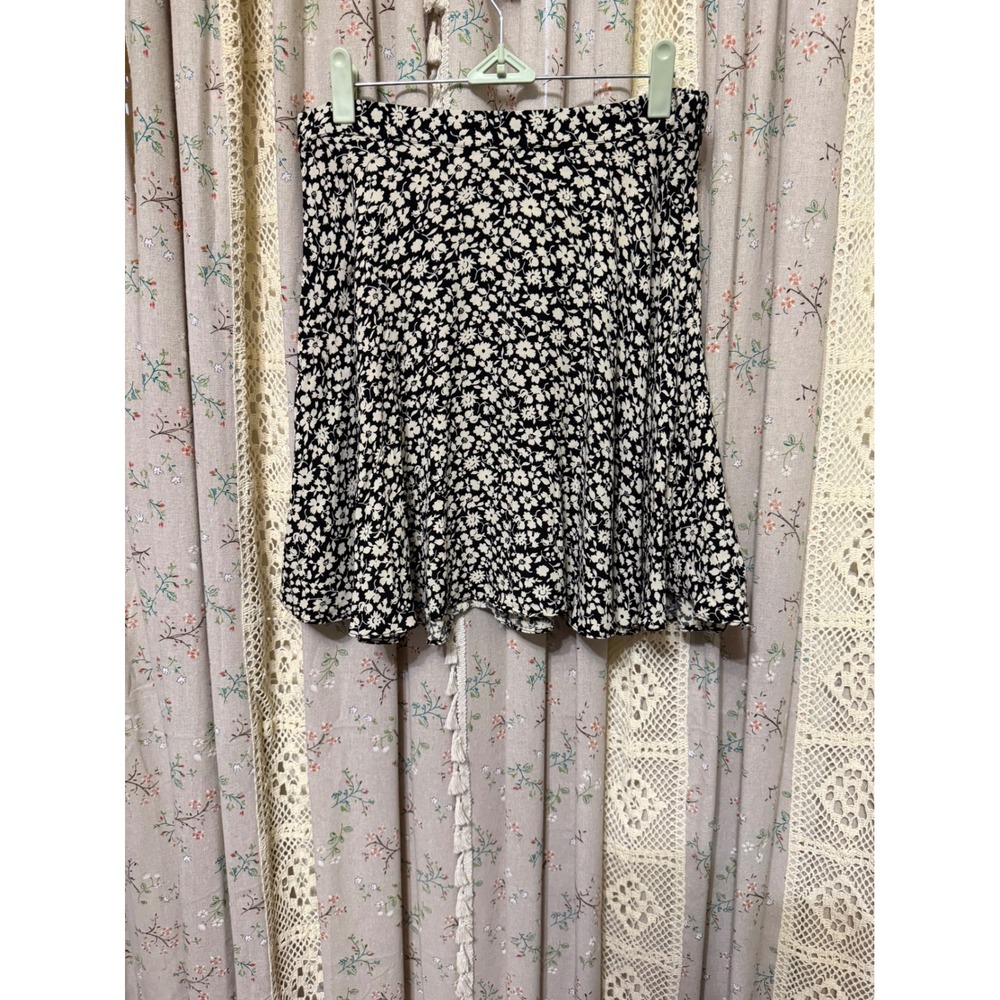 Polo Ralph Lauren Size 6 Dark Brown Cream Floral Skater Mini Skirt
